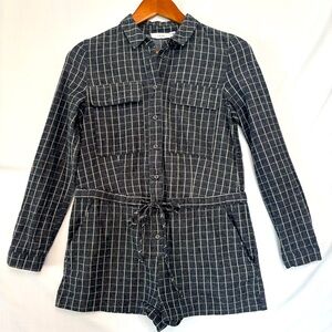 LUSH Gray Checkered Long Sleeve Romper Size Small